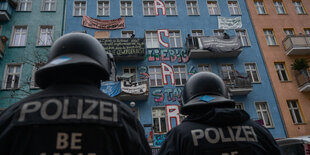 Polizei vor der Rigaer Straße 94