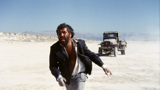 Mario Adorf in der Wüste Negev: Szene aus Roland Klicks Film "Deadlock"