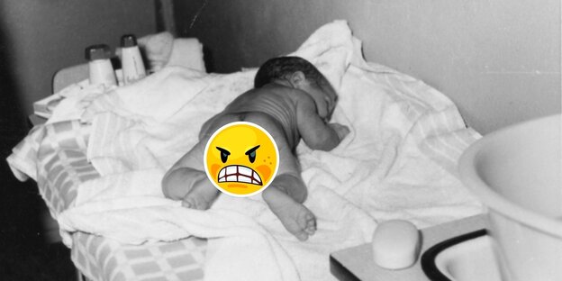 Ein Babyfoto in Schwarz-Weiß, der Intimberich von einem wütenden Emoji verdeckt