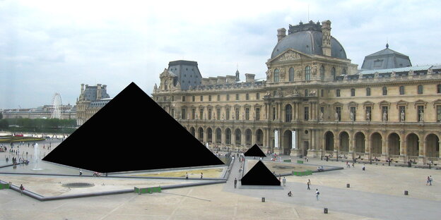 Louvre in Paris mit geschwärzter Glaspyramide
