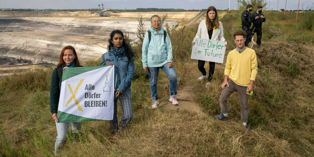 Alexandra Koroleva aus Uzbekistan, Luisa Neubauer und weiter Klimaaktivistinnen.