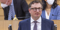 Andreas Schwarz während einer Plenarsitzung des Landtages von Baden-Württemberg