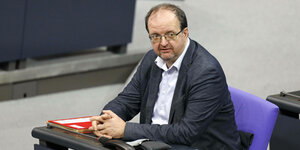 Thomas Lutze sitzt im Bundestag