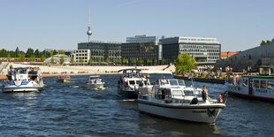 Boote auf der Spree zu sehen