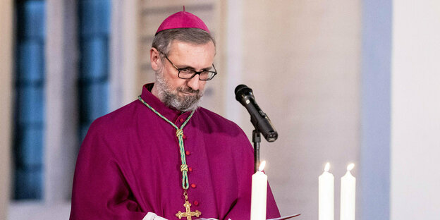 Hamburger Erzbischof Stefan Heße während einer Messe