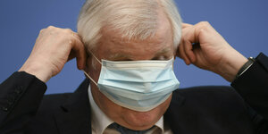 Gesundheitsminister Spahn mit Maske.
