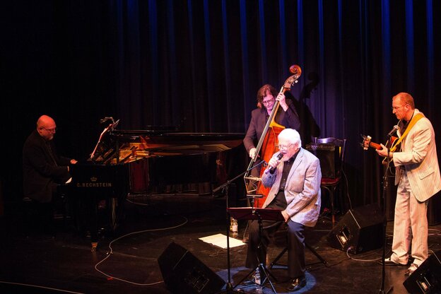 Ein Jazzkonzert. Ein Jazzkonzert.