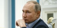 Russlands Präsident Putin sinnierend