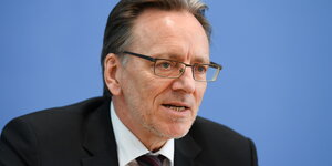 BKA-Präsident Holger Münch auf einer Pressekonferenz in Berlin.