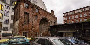 Hinterhof mit Ruine des Tempels Poolstraße