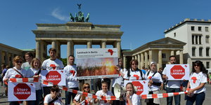 Demo gegen Landgrabbing in Berlin