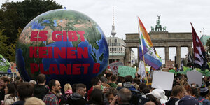 Fridays for Future Demonstration im Rahmen des weltweiten Klimastreiks am Brandenburger Tor.