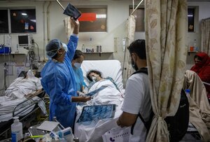 Corona-Patienten im Krankenhaus zur Heiligen Familie, Neu Delhi, 1. Mai 2021