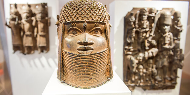 Raubkunst-Bronzen aus dem Benin in Westafrika