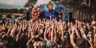 Festival "NZ Spirit" mit begeisterten Menschen