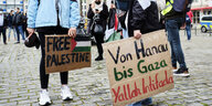 Plakate die zum Krieg gegen Israel aufrufen in Köln