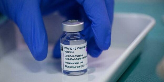 Corona-Impffläschchen