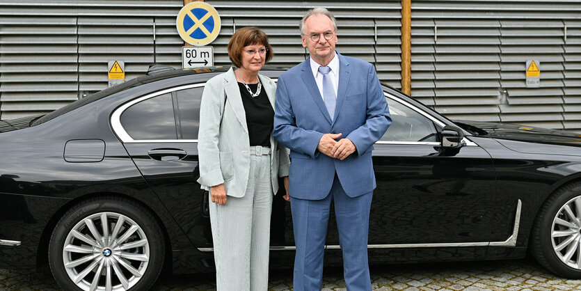 Ministerpräsident Haseloff mit Ehefrau.