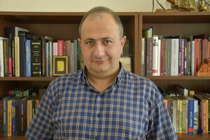 Portrait eines Professors aus Armenien Portrait eines Professors aus Armenien