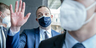 Jens Spahn mit Maske