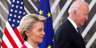 Ursula von der Leyen neben US-Präsident Joe Biden