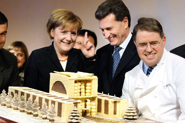 Merkel erhält ein Kanzleramt aus weißer Schokolade