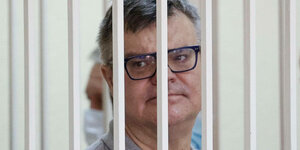 Der Oppositionelle Viktor Babariko hinter Gittern