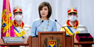 Moldaus Präsidentin Maia Sandu hält eine Rede