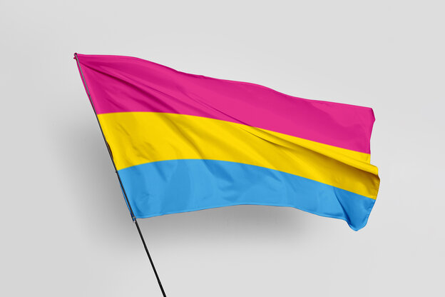 Quergestreifte Flagge in den Farben pink gelb hellblau