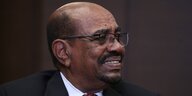 Porträt von Sudans Ex-Diktator Omar al-Bashir