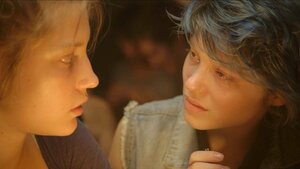 Adele Exarchopoulos & Lea Seydoux im Film „Blau ist eine warme Farbe“