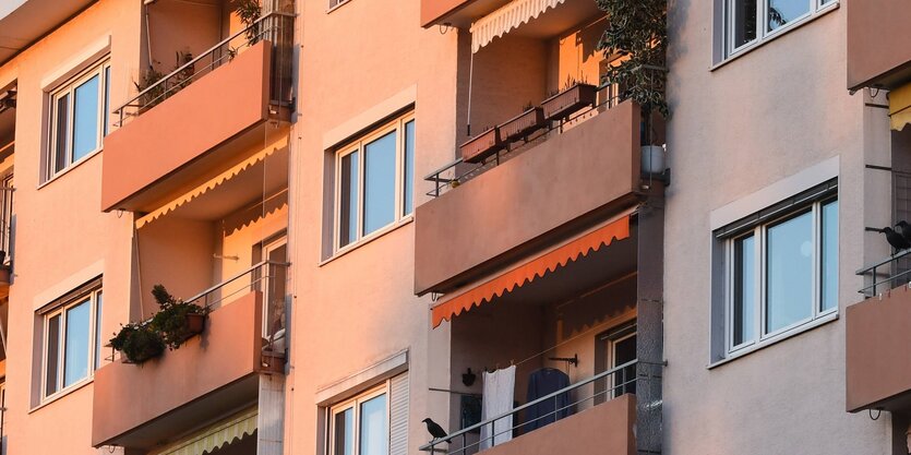 Fassaden von sozialen Wohnungsbau in Freiburg