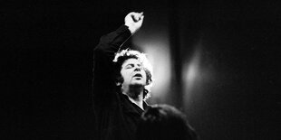 Mikis Theodorakis auf der Bühne