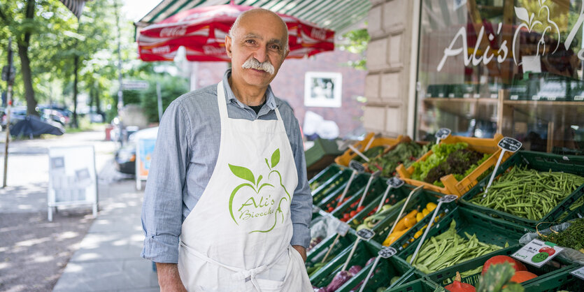 Der Biowarenhändler Ali Shahandeh