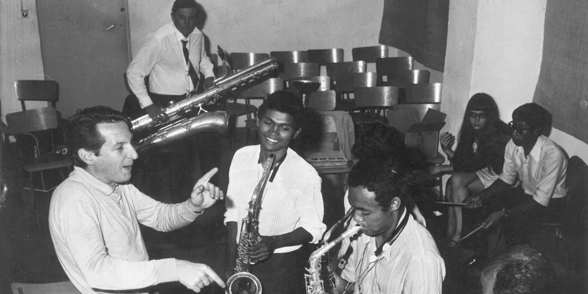 Jazzconnection Madagaskar  Frankreich: Hardbop-Blues mit Bambus-Zither |  taz.de