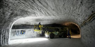 Ein Fahrzeug im Bergwerk Gorleben