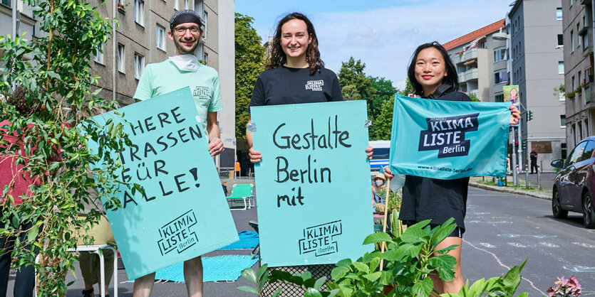 Unterstützer*innen der Klimaliste im Wahlkampf