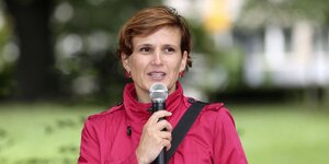 Katja Kipping, ehemalige Bundesvorsitzende der Linken, beim Wahlkampfauftakt im August