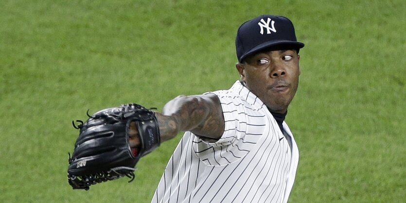 Aroldis Chapman beim Wurf