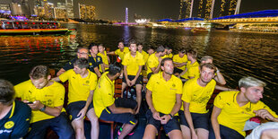 BVB-Spieler in Singapur