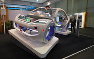 Rahmen eines futuristischen Show-Autos mit elekrischen Komponenten