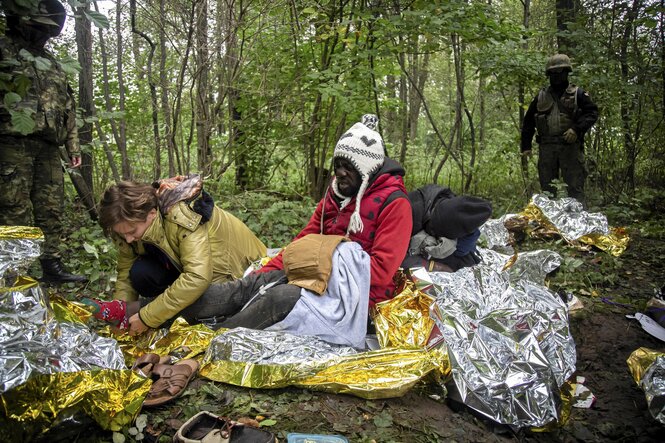 Flüchtlinge im Wald