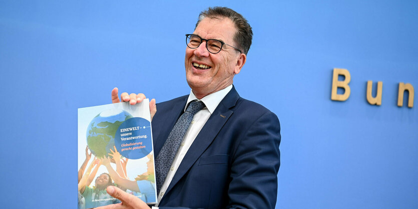 Entwicklungsminister Gerd Müller bei einer Pressekonferenz.