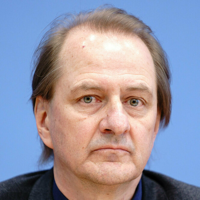 Porträt von Dirk Messner