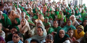 Indische Landwirtinnen protestieren gegen neue Gesetze