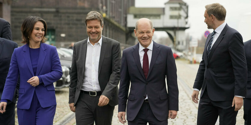 Annalena Baerbock,Robert habeck, Olaf Scholz und Chrisitan Lindner