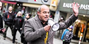 Peter Boehringer bei einer Querdenken-Demo in München