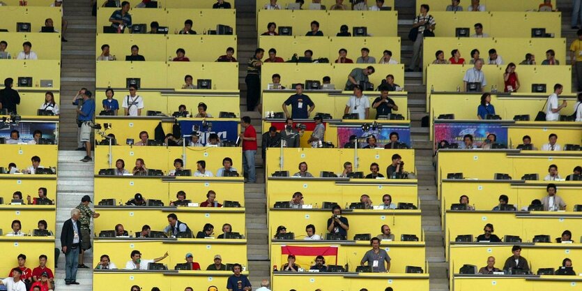 Blick auf die Pressetribüne bei einer Fußball-WM 2002