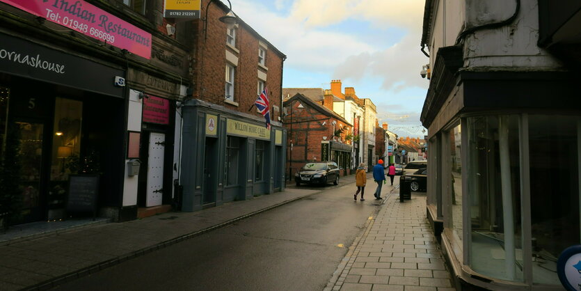 Beschaulicher Straßenzug in Whitchurch