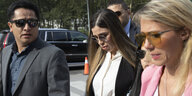 Ein Mann, Emma Coronel Aispuro (M), Ehefrau von Emma Coronel Aispuro (M), Ehefrau des vor einem US-Gericht angeklagten „El Chapo“ Guzman und ein blonde Frau daneben
